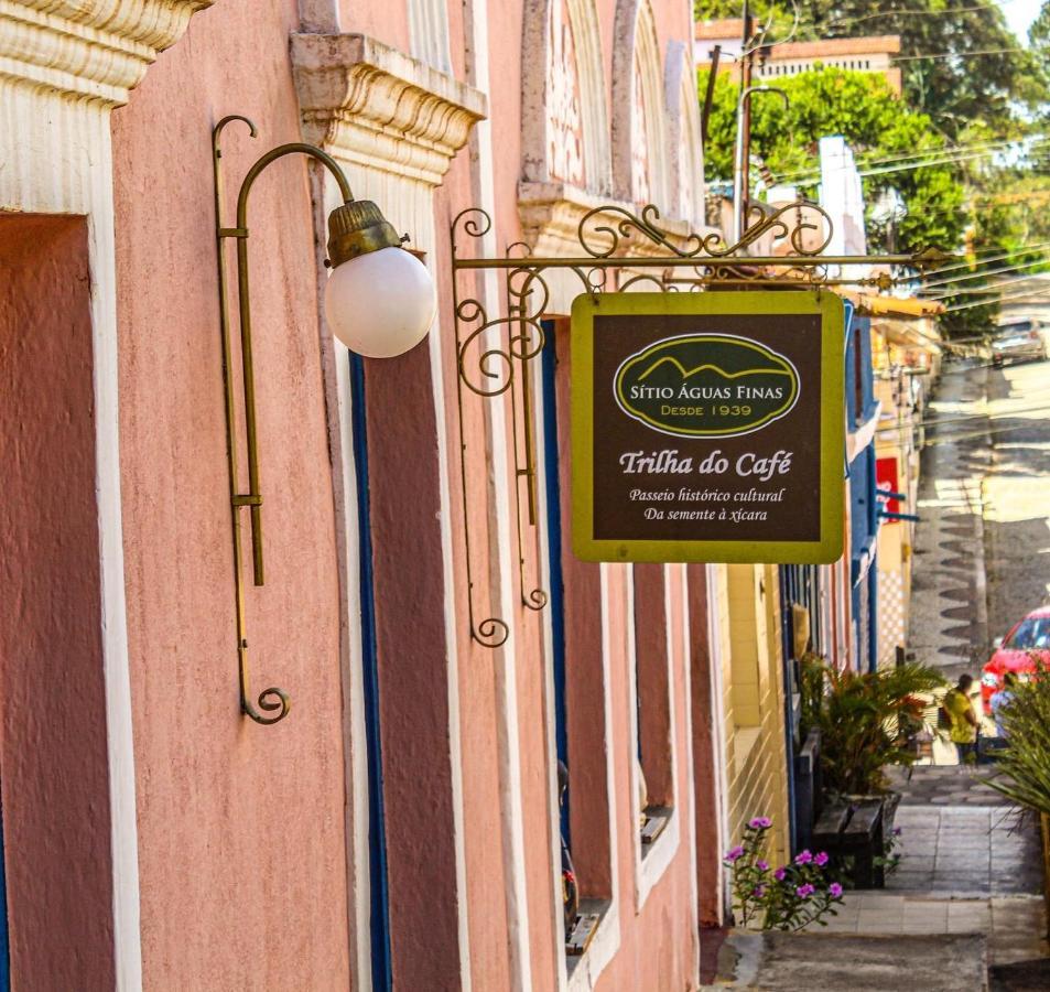 Casarao Dos Uchoa Hotel Guaramiranga Bagian luar foto